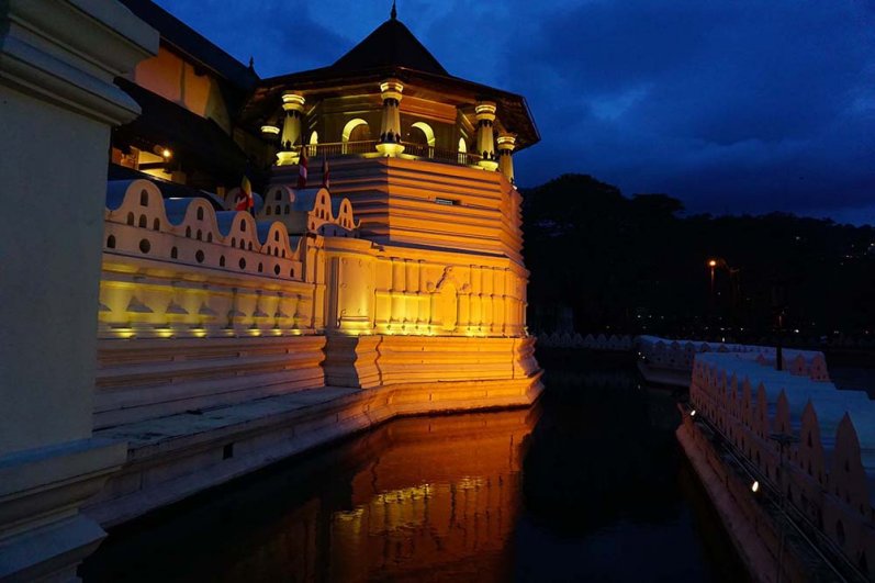 Temple of the Sacred Tooth Relic