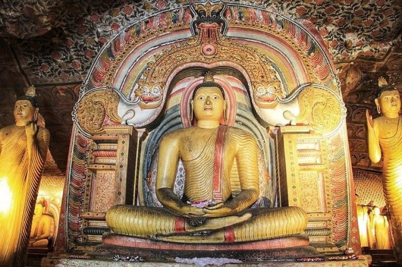 Dambulla Royal Cave Temple